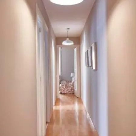 Bebarceloner Eixample - 4 Bedrooms Apartment *