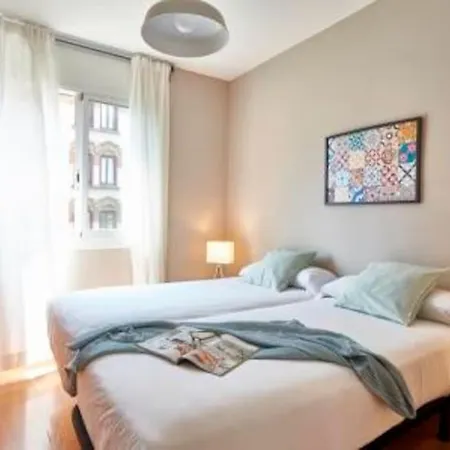 Апартаменты Bebarceloner Eixample - 4 Bedrooms Барселона