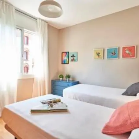 Daire Bebarceloner Eixample - 4 Bedrooms