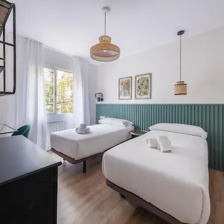 Appartement Bebarceloner Eixample - 4 Bedrooms Barcelona
