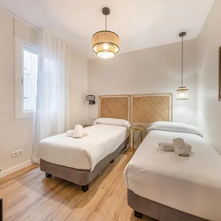 Bebarceloner Eixample - 4 Bedrooms 아파트 바르셀로나